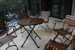 дървени столове за ресторанти за поставяне на открито